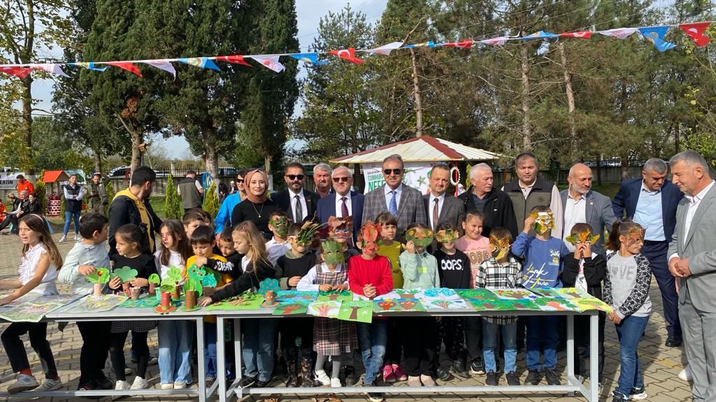 Kaymakamımız Halil İbrahim ACIR, 11 Kasım Milli Ağaçlandırma Günü Kapsamında Gerçekleştirilen Fidan Dikme Etkinliğine Katıldı