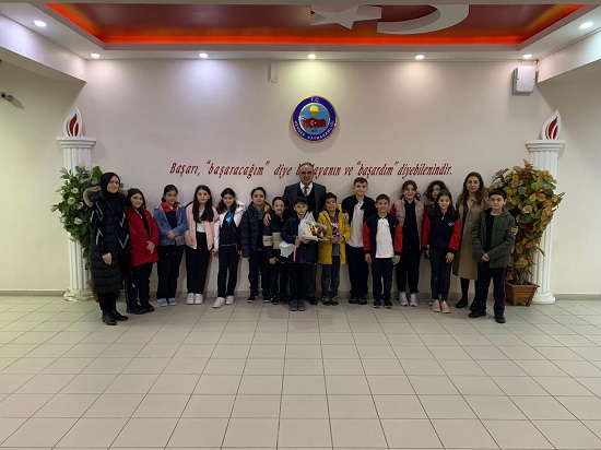 Hendek Özel İmge Okulları Öğretmen ve Öğrencileri Kaymakamımız Halil İbrahim ACIR’ı Ziyaret Etti