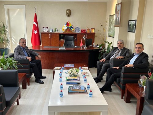 Sakarya Vali Yardımcıları Mehmet POLAT ve Mustafa KUTLU, Kaymakamımız Halil İbrahim ACIR’ı Makamında Ziyaret Ettiler